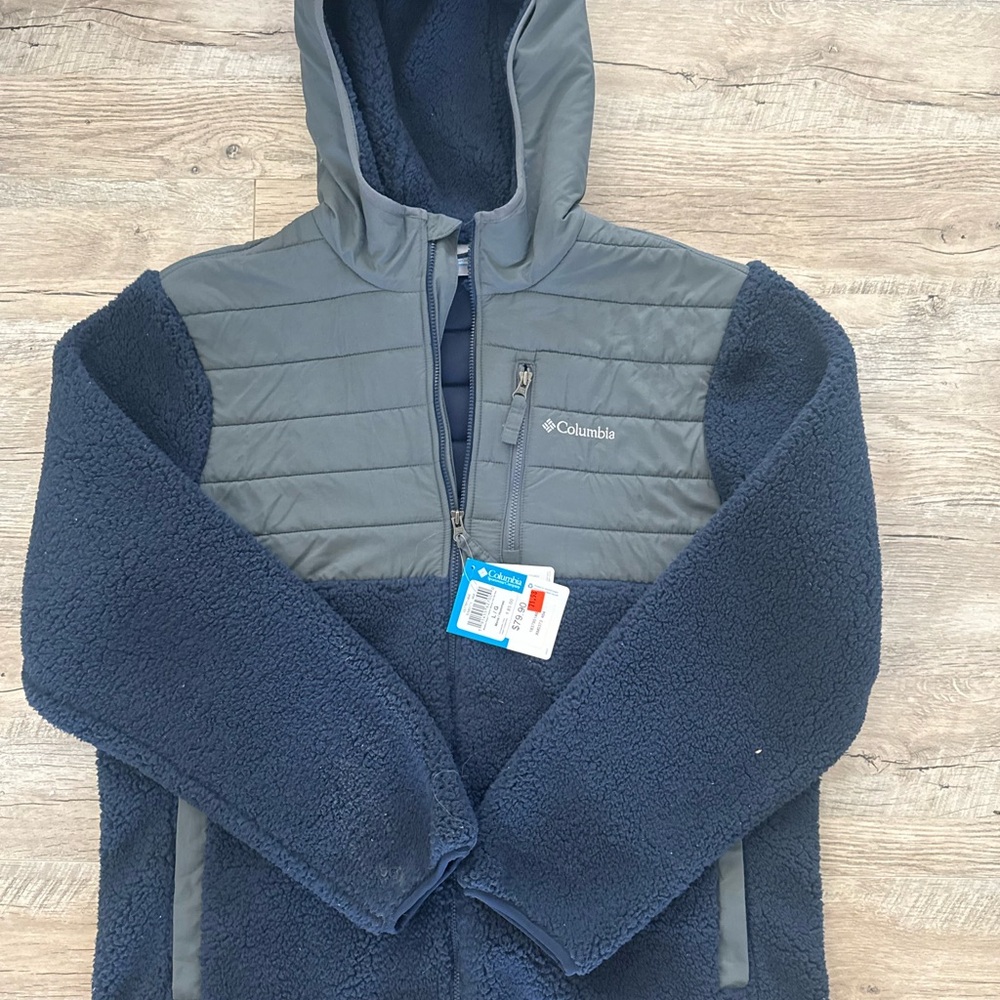 New with tags! Columbia Navy and Grey Hooded Sherpa Fleece Jacket